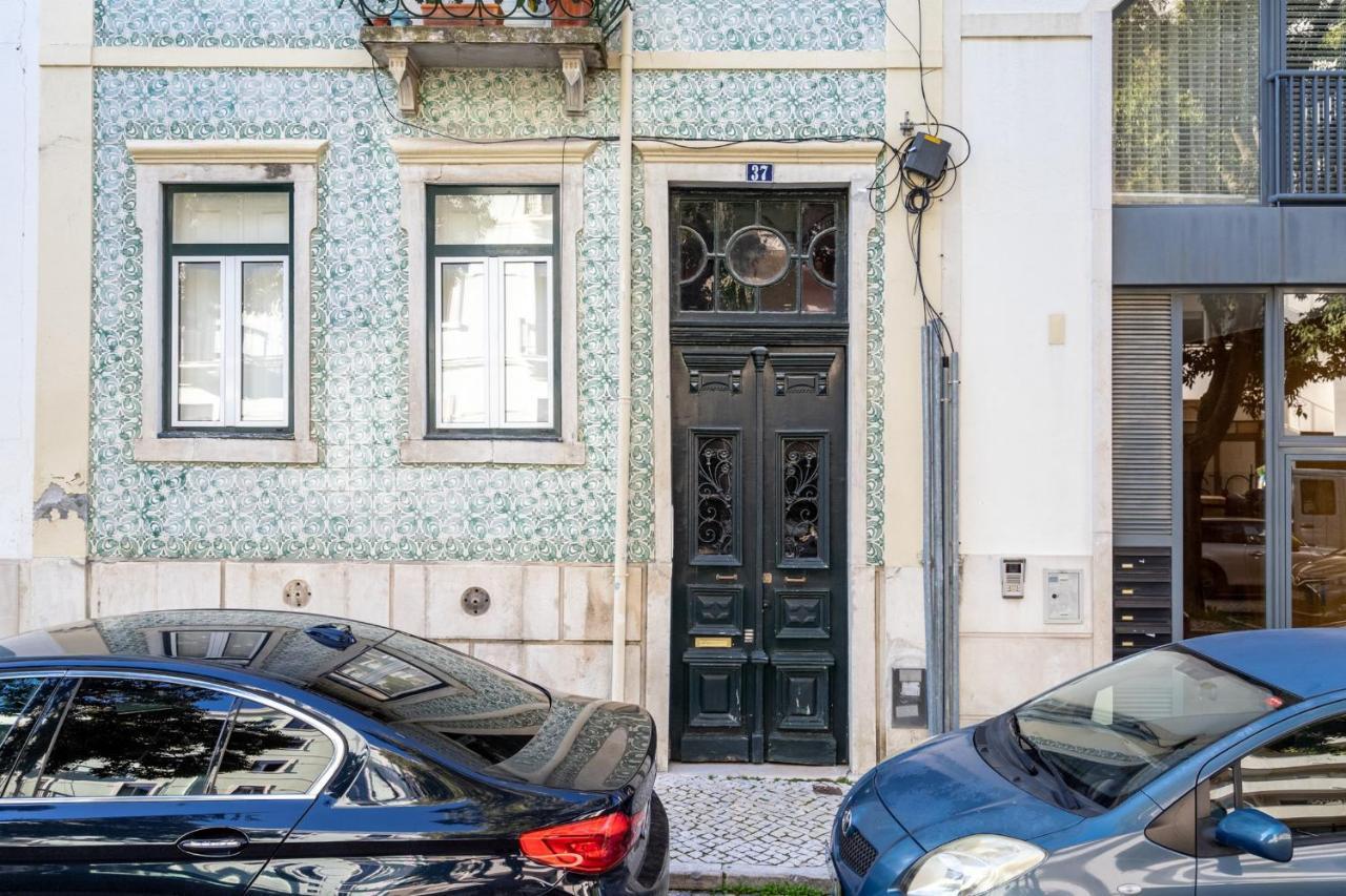 Apartment Akicity Saldanha White Lisbon