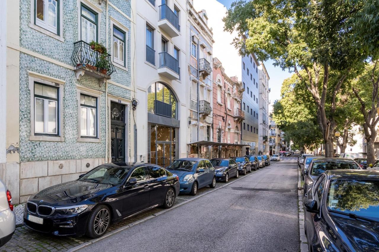 Apartment Akicity Saldanha White Lisbon